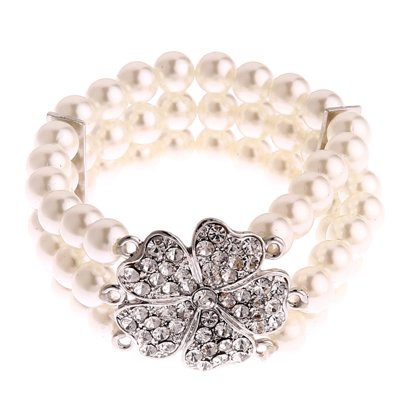 Audrey Hepburn Sarapan Di Tiff - Women'S Accessories In The 1950S ulasan dan harga
