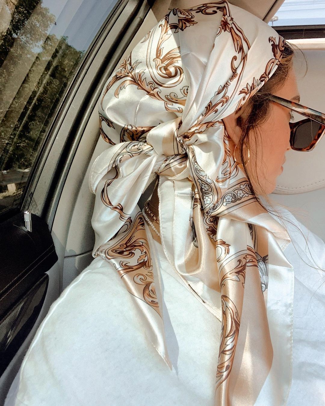 Syal Persegi Satin Jilbab Musl - Silk Scarf Square ulasan dan harga